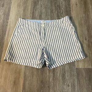 Striped Women's Shorts Navy & White size 10